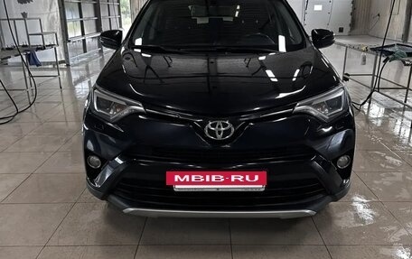 Toyota RAV4, 2018 год, 2 750 000 рублей, 6 фотография