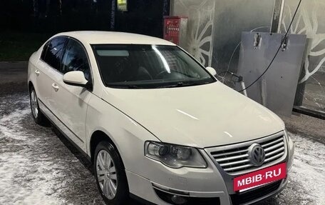 Volkswagen Passat B6, 2010 год, 600 000 рублей, 3 фотография