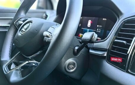 Skoda Karoq I, 2022 год, 1 650 000 рублей, 10 фотография