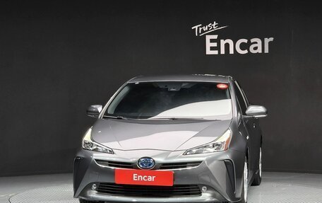 Toyota Prius IV XW50, 2022 год, 1 759 000 рублей, 2 фотография