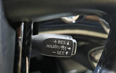 Toyota Prius IV XW50, 2022 год, 1 759 000 рублей, 12 фотография