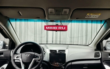 Hyundai Solaris II рестайлинг, 2015 год, 880 000 рублей, 11 фотография