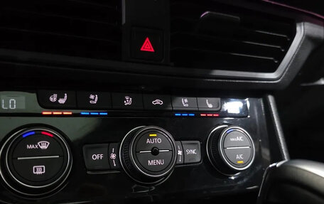Volkswagen Jetta VII, 2021 год, 1 832 000 рублей, 11 фотография
