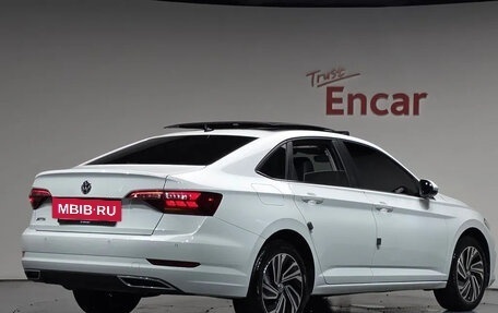 Volkswagen Jetta VII, 2021 год, 1 832 000 рублей, 2 фотография