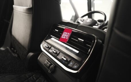 Toyota Land Cruiser, 2021 год, 9 750 000 рублей, 17 фотография