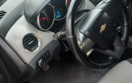 Chevrolet Cruze II, 2013 год, 590 000 рублей, 15 фотография