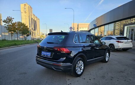 Volkswagen Tiguan II, 2020 год, 2 850 000 рублей, 4 фотография