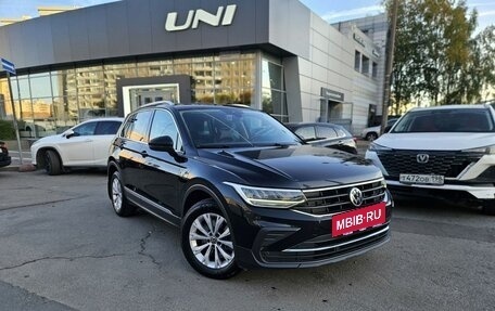 Volkswagen Tiguan II, 2020 год, 2 850 000 рублей, 3 фотография