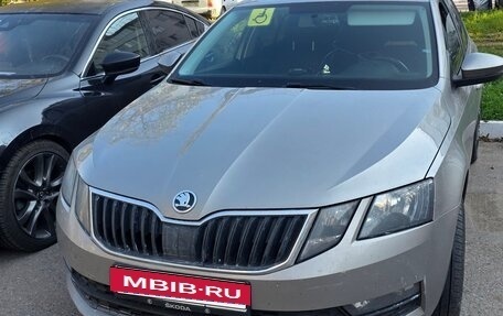 Skoda Octavia, 2019 год, 1 600 000 рублей, 2 фотография