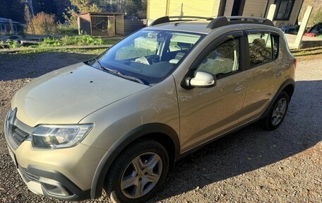 Renault Sandero II рестайлинг, 2019 год, 1 350 000 рублей, 3 фотография