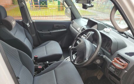 Mitsubishi Pajero iO, 2000 год, 540 000 рублей, 4 фотография