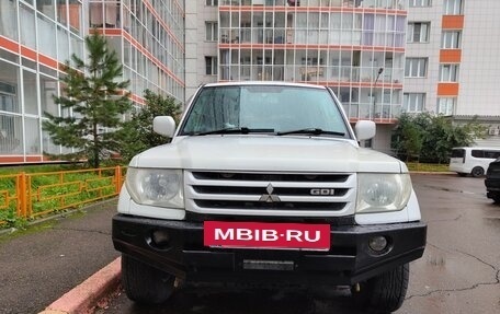 Mitsubishi Pajero iO, 2000 год, 540 000 рублей, 2 фотография