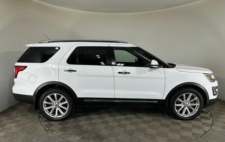 Ford Explorer VI, 2016 год, 2 600 000 рублей, 4 фотография