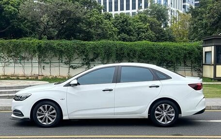 Chevrolet Monza, 2022 год, 1 070 000 рублей, 7 фотография