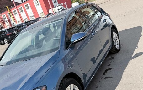 Volkswagen Golf VII, 2020 год, 2 250 000 рублей, 3 фотография