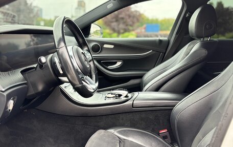 Mercedes-Benz E-Класс, 2018 год, 2 690 000 рублей, 9 фотография
