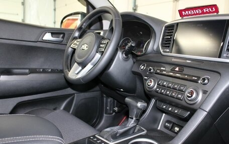 KIA Sportage IV рестайлинг, 2021 год, 2 257 000 рублей, 19 фотография