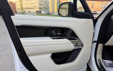 Land Rover Range Rover IV рестайлинг, 2023 год, 9 300 000 рублей, 7 фотография