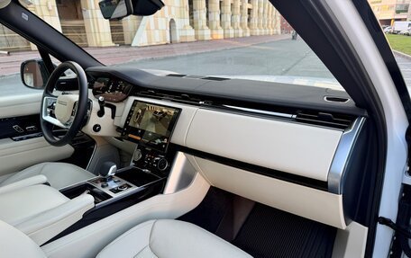 Land Rover Range Rover IV рестайлинг, 2023 год, 9 300 000 рублей, 22 фотография