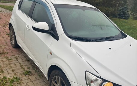 Chevrolet Aveo III, 2014 год, 700 000 рублей, 2 фотография