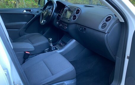 Volkswagen Tiguan I, 2013 год, 1 370 000 рублей, 11 фотография