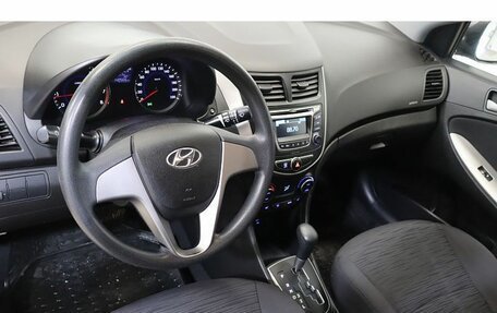 Hyundai Solaris II рестайлинг, 2016 год, 763 000 рублей, 6 фотография