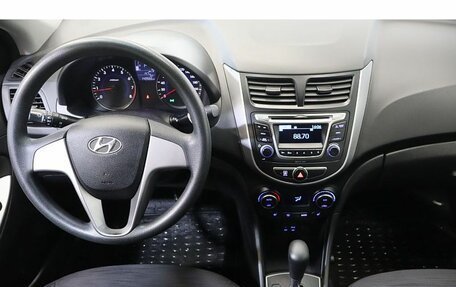 Hyundai Solaris II рестайлинг, 2016 год, 763 000 рублей, 9 фотография