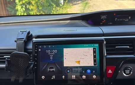 Honda Stepwgn IV, 2020 год, 2 400 000 рублей, 7 фотография