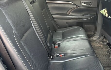 Toyota Highlander III, 2014 год, 3 600 000 рублей, 3 фотография