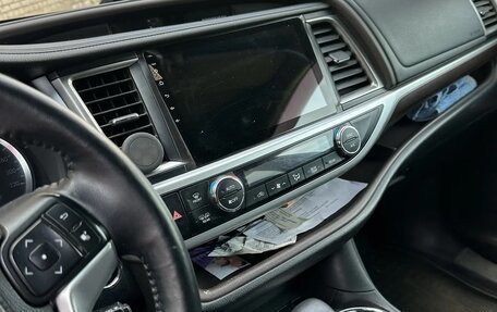 Toyota Highlander III, 2014 год, 3 600 000 рублей, 6 фотография