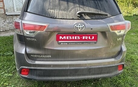 Toyota Highlander III, 2014 год, 3 600 000 рублей, 9 фотография