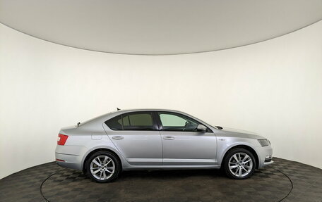 Skoda Octavia, 2019 год, 1 950 000 рублей, 4 фотография