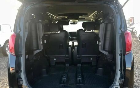 Toyota Alphard III, 2018 год, 4 950 000 рублей, 7 фотография