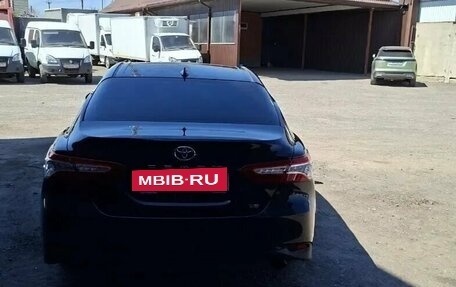 Toyota Camry, 2020 год, 3 000 000 рублей, 5 фотография