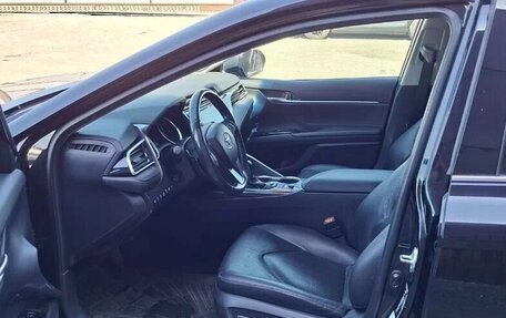 Toyota Camry, 2020 год, 3 000 000 рублей, 13 фотография