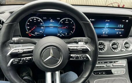 Mercedes-Benz E-Класс, 2022 год, 5 000 000 рублей, 10 фотография