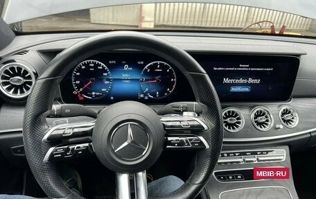 Mercedes-Benz E-Класс, 2022 год, 5 000 000 рублей, 11 фотография