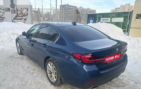 BMW 5 серия, 2022 год, 4 800 000 рублей, 2 фотография