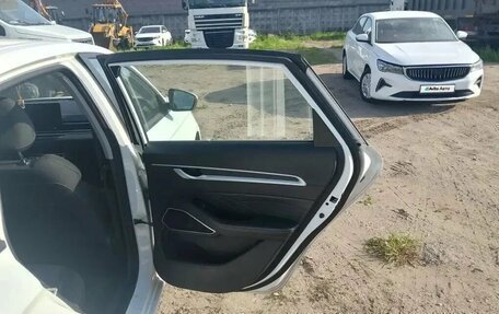 Geely Emgrand, 2024 год, 1 200 000 рублей, 16 фотография