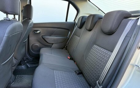 Renault Logan II, 2014 год, 795 000 рублей, 11 фотография