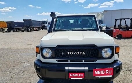 Toyota Land Cruiser 70, 2024 год, 10 500 000 рублей, 2 фотография