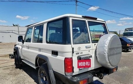 Toyota Land Cruiser 70, 2024 год, 10 500 000 рублей, 6 фотография
