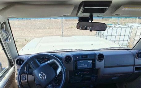 Toyota Land Cruiser 70, 2024 год, 10 500 000 рублей, 20 фотография