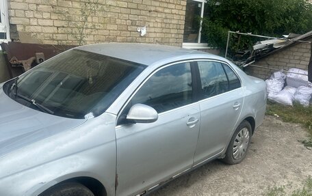 Volkswagen Jetta VI, 2008 год, 150 000 рублей, 2 фотография