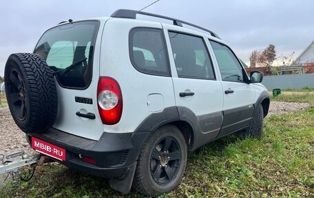 Chevrolet Niva I рестайлинг, 2016 год, 420 000 рублей, 3 фотография
