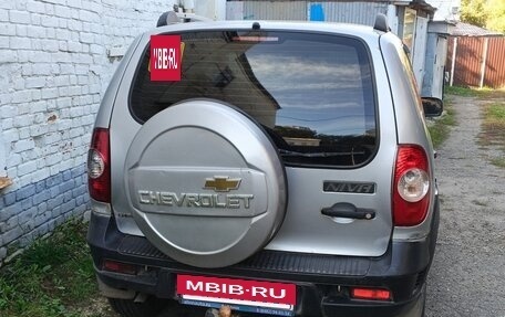 Chevrolet Niva I рестайлинг, 2010 год, 333 333 рублей, 3 фотография