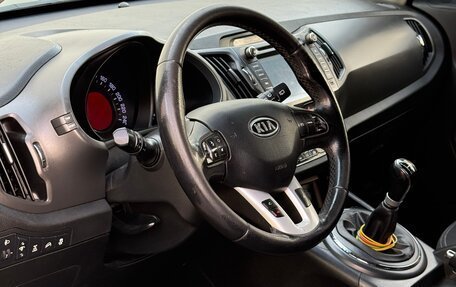 KIA Sportage III, 2011 год, 880 000 рублей, 10 фотография