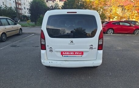 Peugeot Partner II рестайлинг 2, 2014 год, 580 000 рублей, 8 фотография