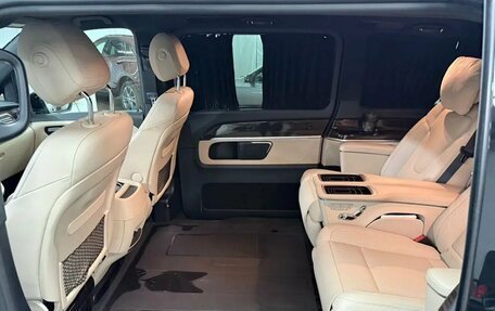 Mercedes-Benz V-Класс, 2021 год, 9 900 000 рублей, 10 фотография