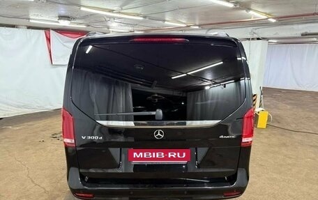 Mercedes-Benz V-Класс, 2021 год, 9 900 000 рублей, 3 фотография